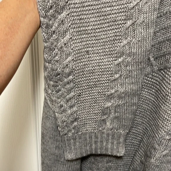 Intricate Wool Blend Sweater - Picture 6 of 7